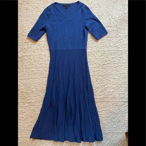 BR XS blue short sleeved dress